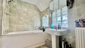 Photo 16- click for photo gallery